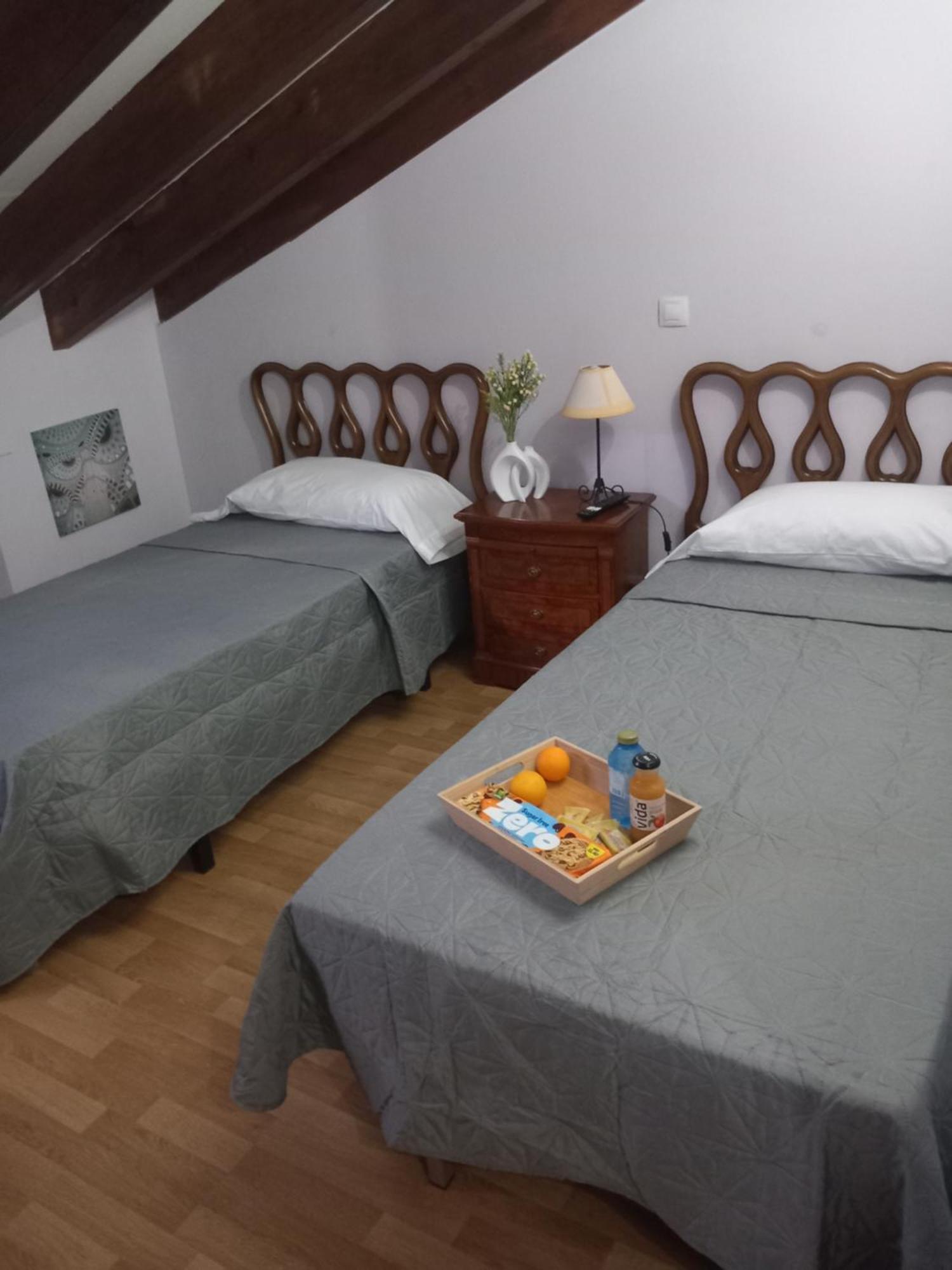 Hosteria Rio Negro Bárcena de Cicero Kültér fotó